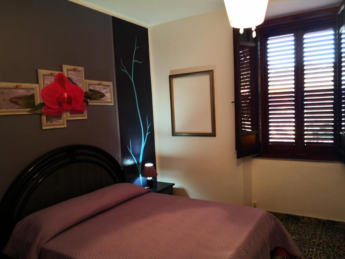 Zia Chiarina Bed & Breakfast San Nicolo Gerrei Exterior photo